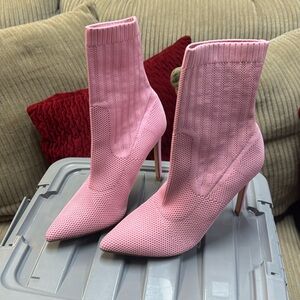 Stepping out in style…pink